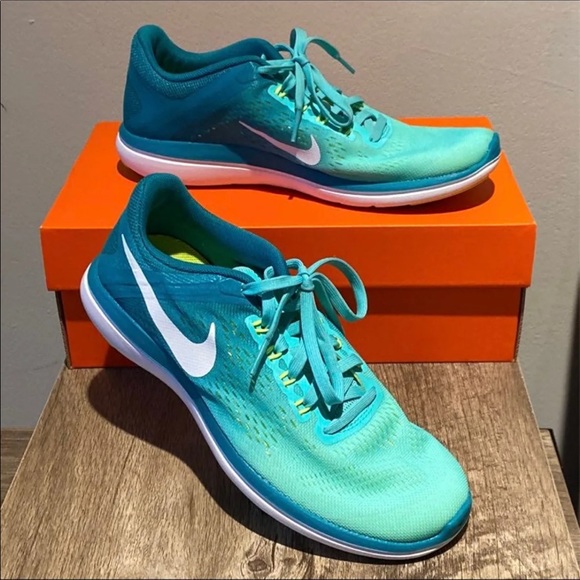 (7) Nike Flex Run 2016 - Picture 2 of 15